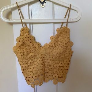 Flower Top with Laced Back